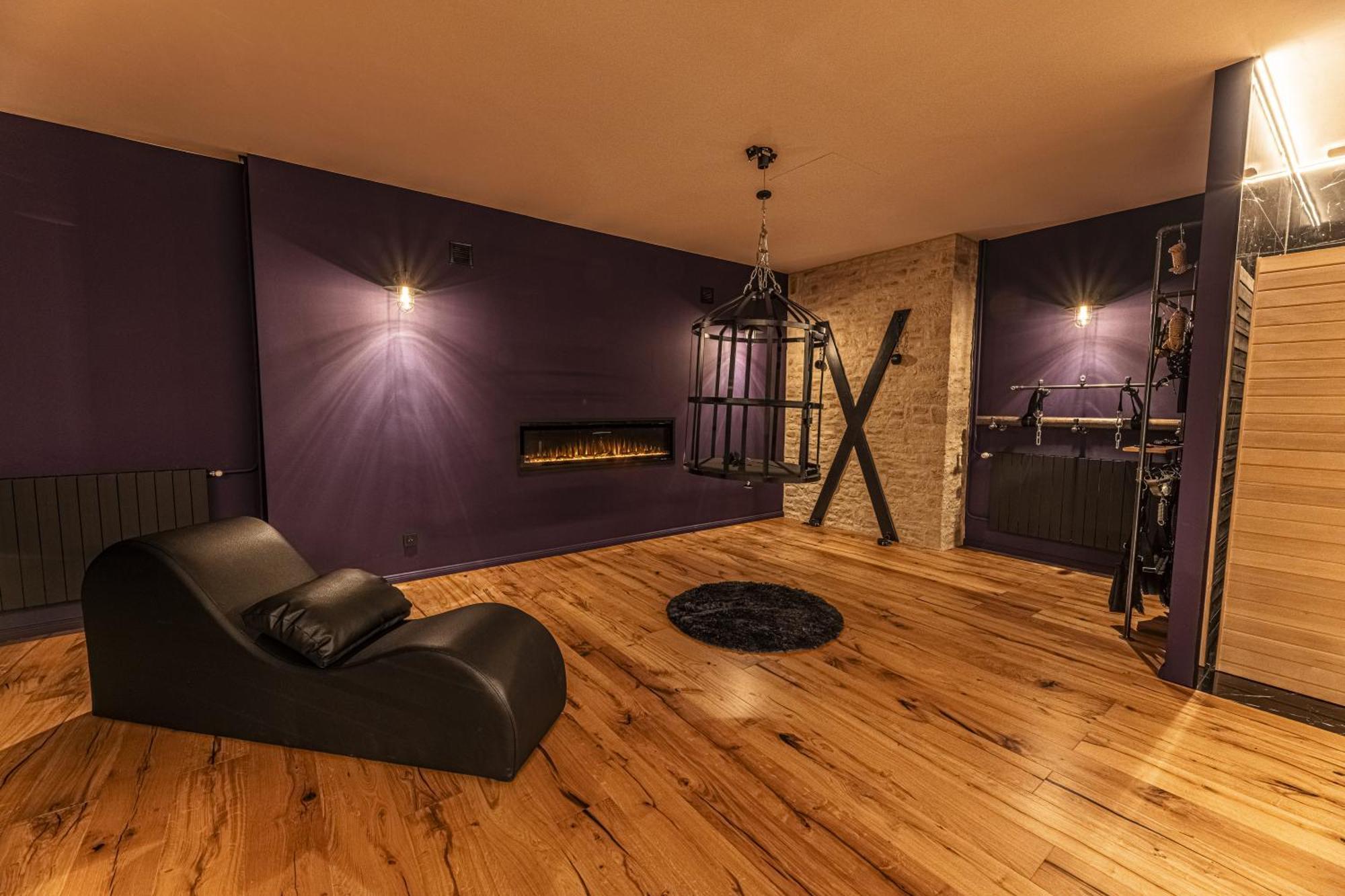 Sombres Pensees Apartment *